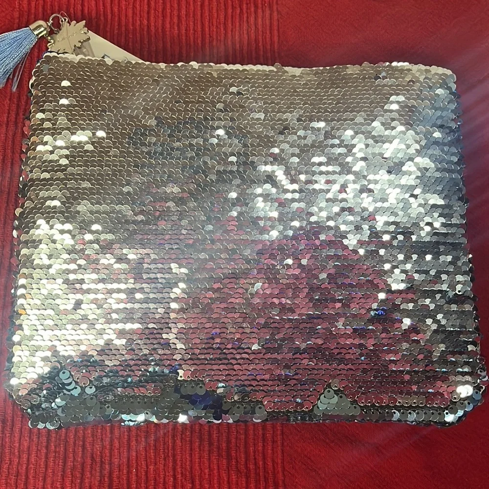 Disney’s frozen 2 pencil case flip sequin with charm NWT NEW